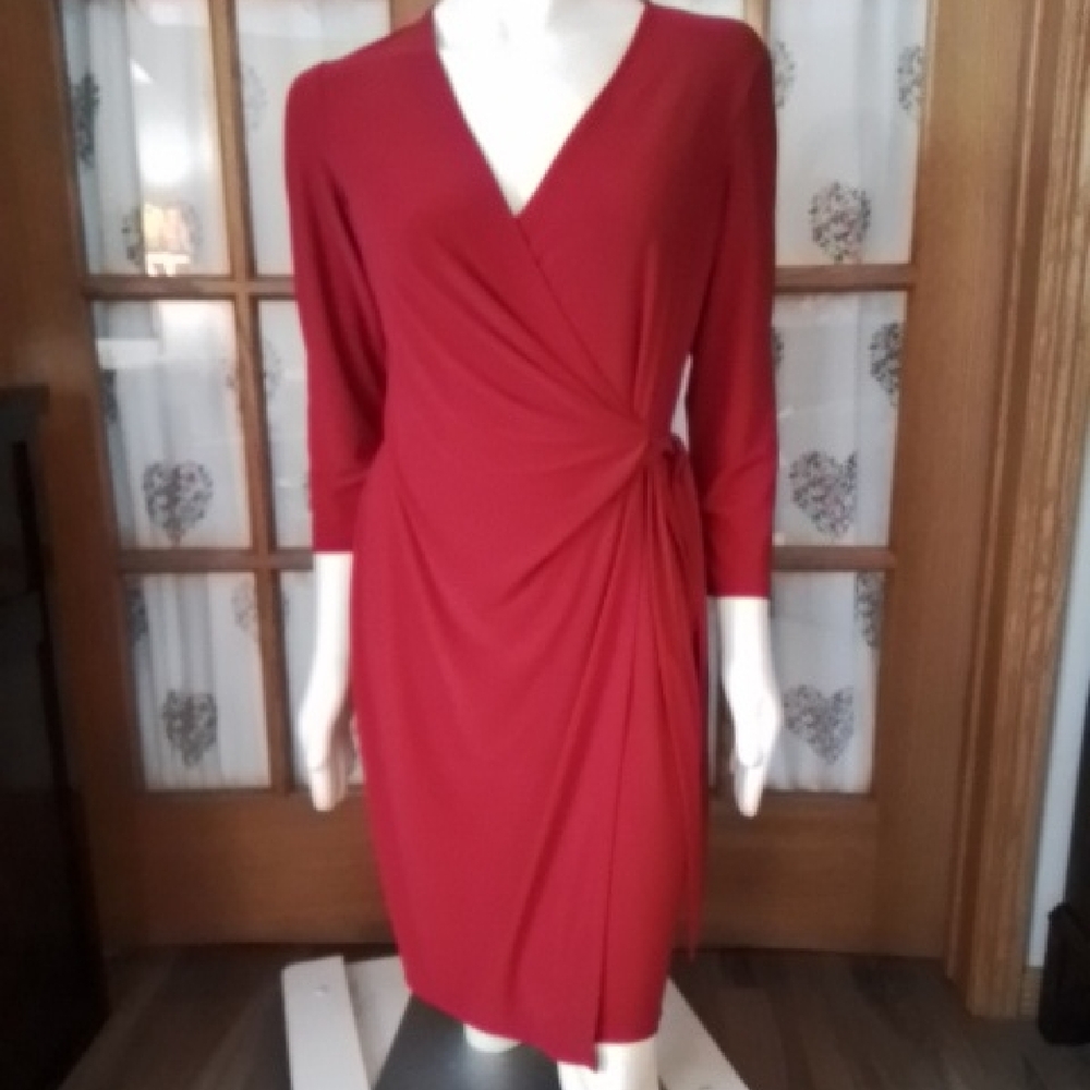 Anne Klein Red Long Sleeve Wrap Dress, Size 10.